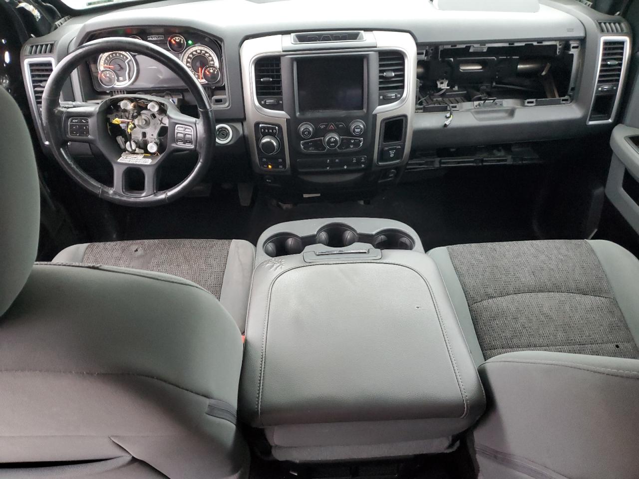 2019 RAM 1500 - Image 8