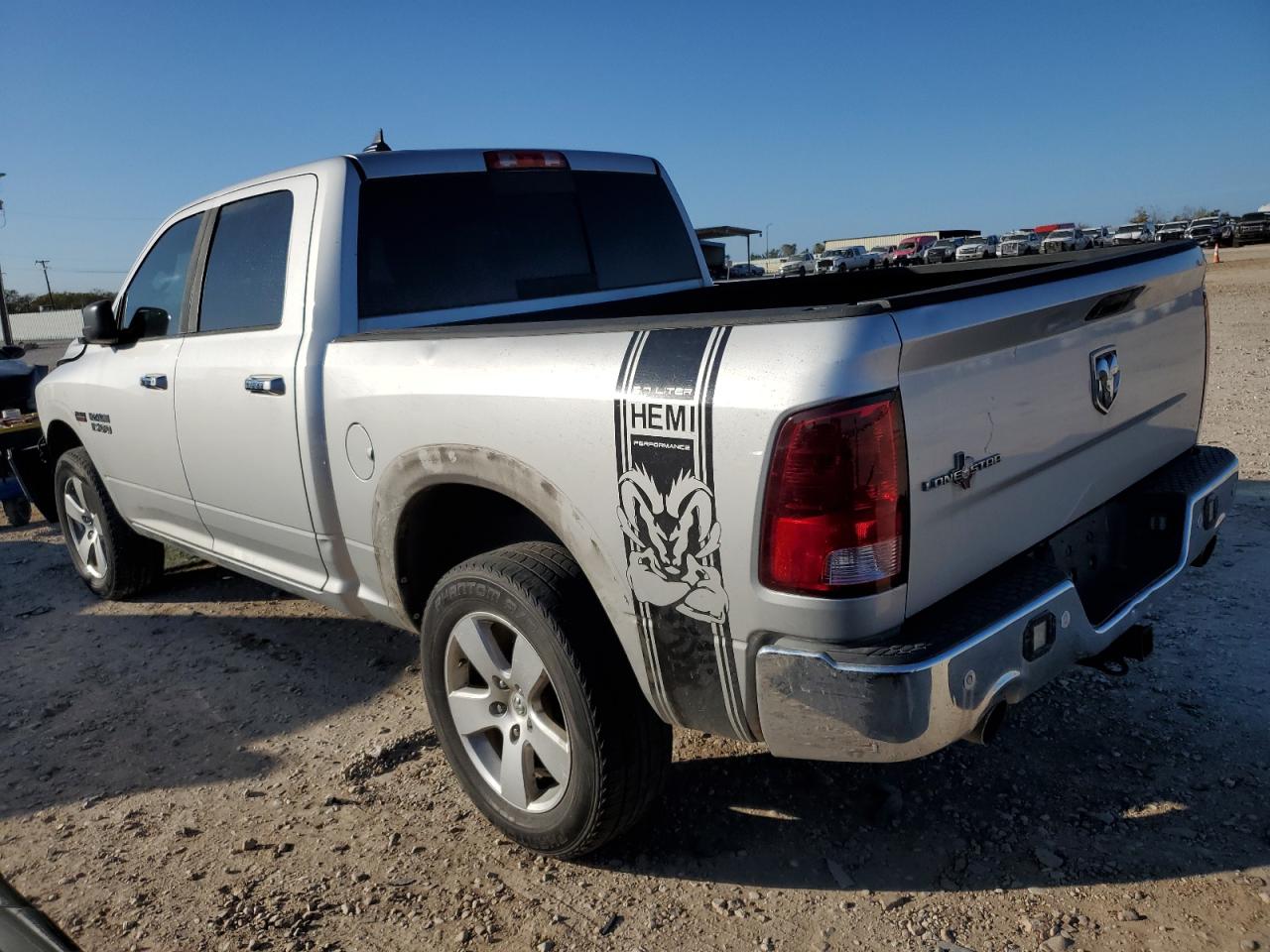 VIN 1C6RR6LT4FS581710 2015 RAM 1500 no.2