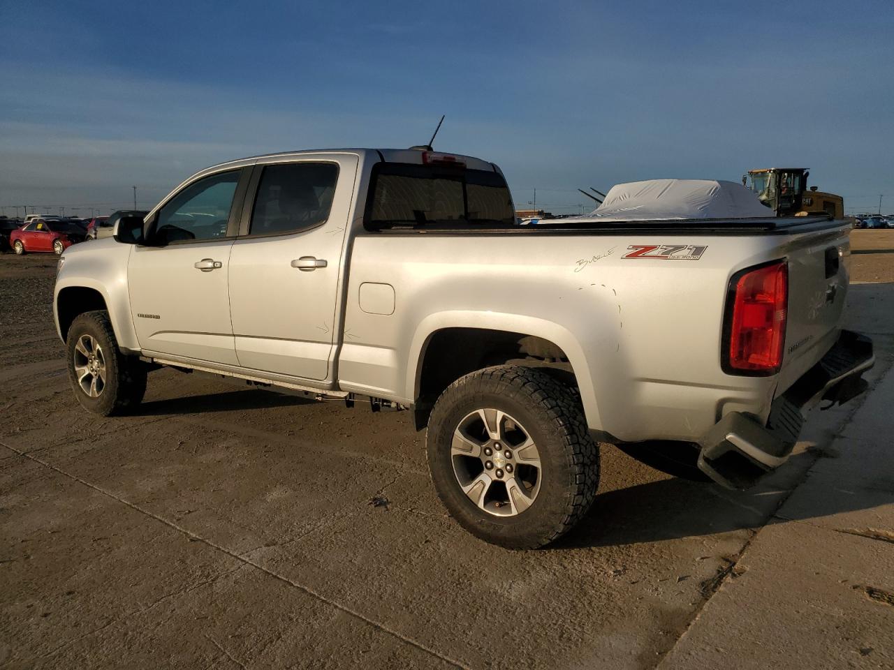 2019 Chevrolet Colorado - Image 2