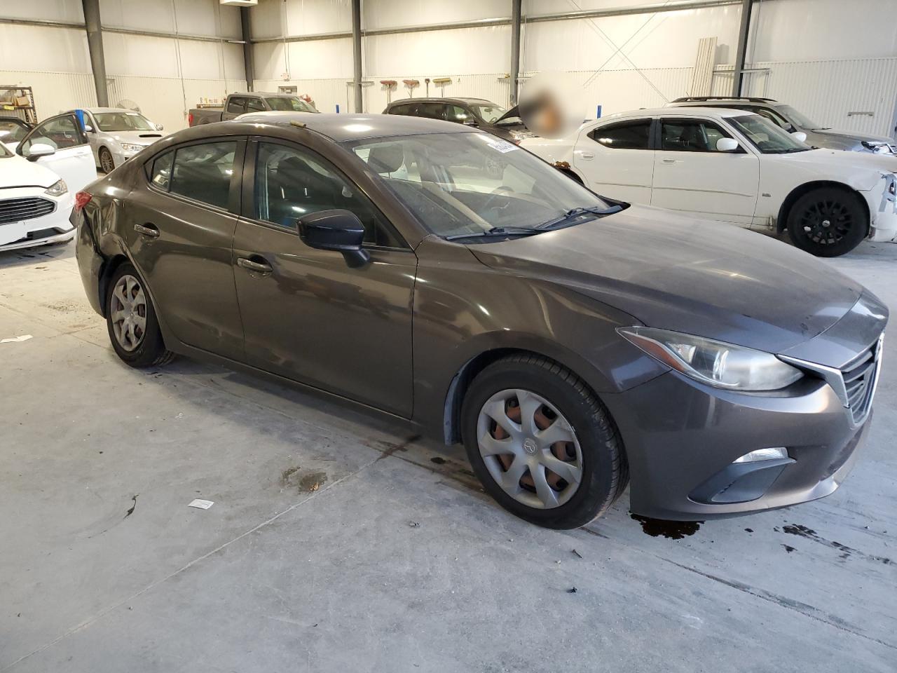 2015 Mazda 3 - Image 4