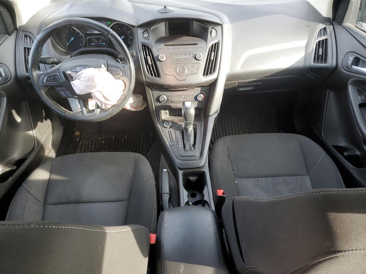 2016 Ford Focus - Image 8