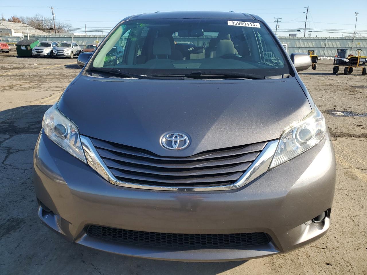 VIN 5TDKZ3DC2HS868935 2017 TOYOTA All Models no.5