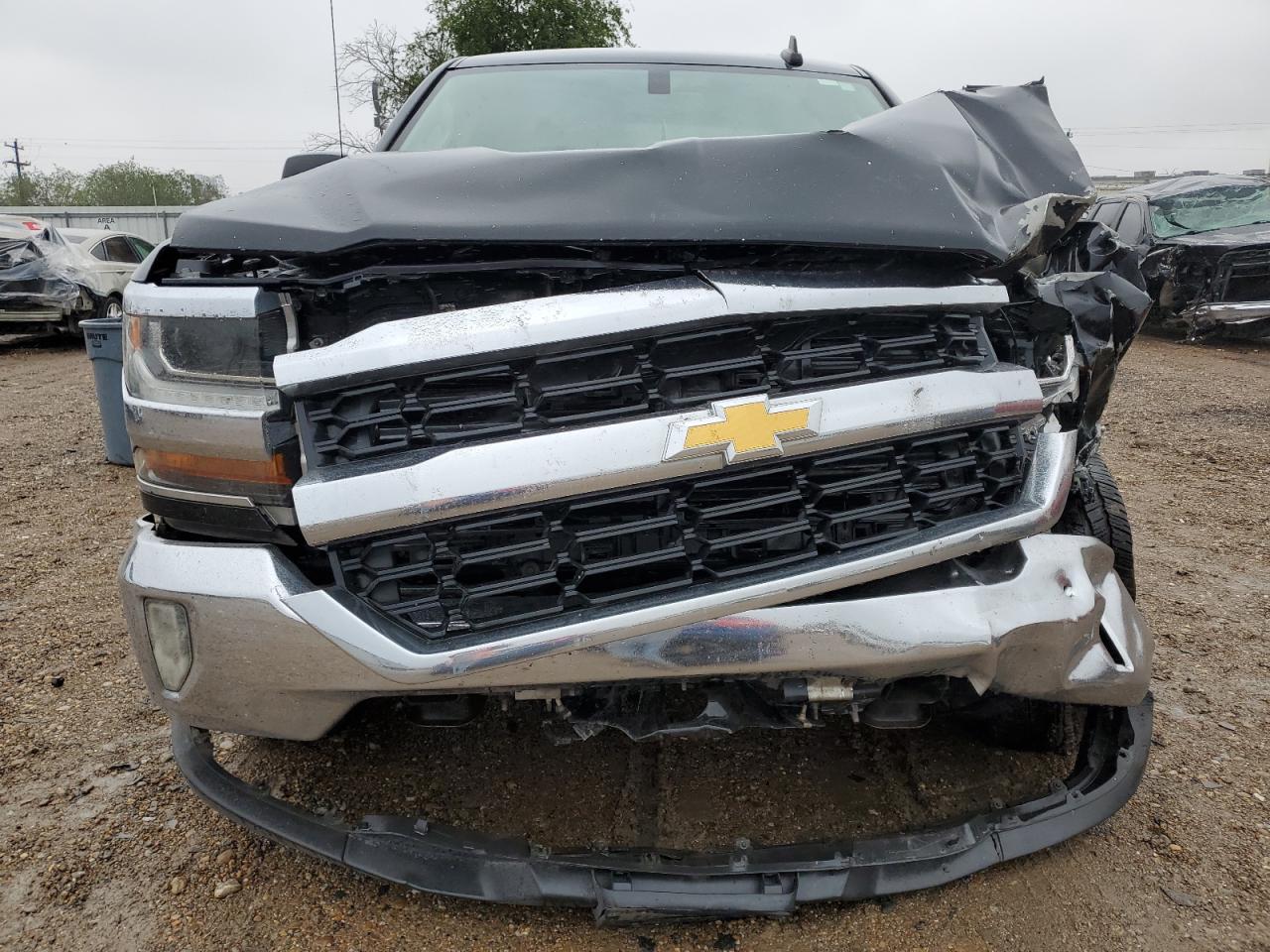 2018 Chevrolet Silverado - Image 5