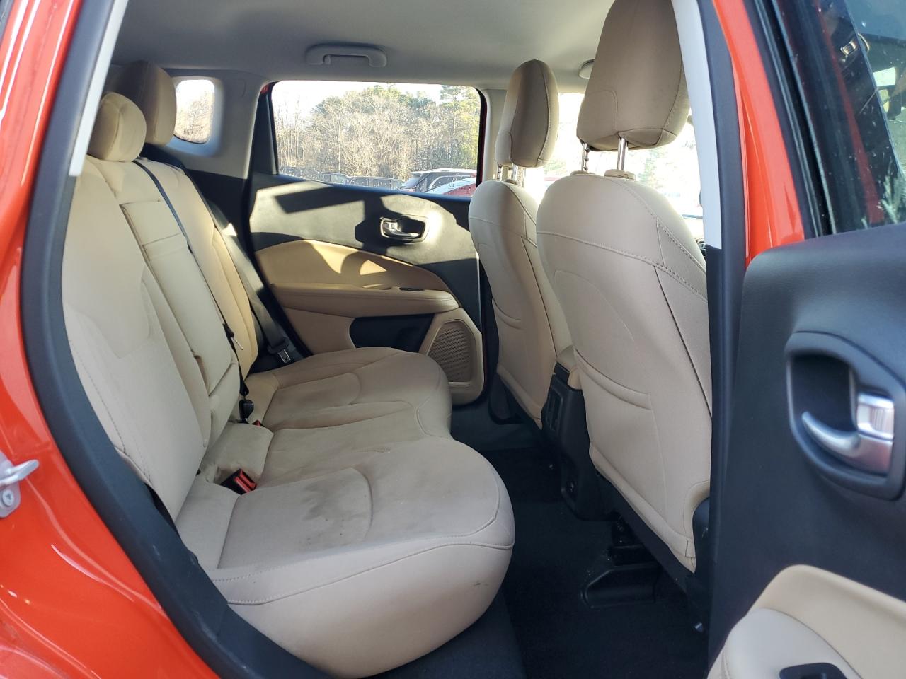 2020 Jeep Compass - Image 11