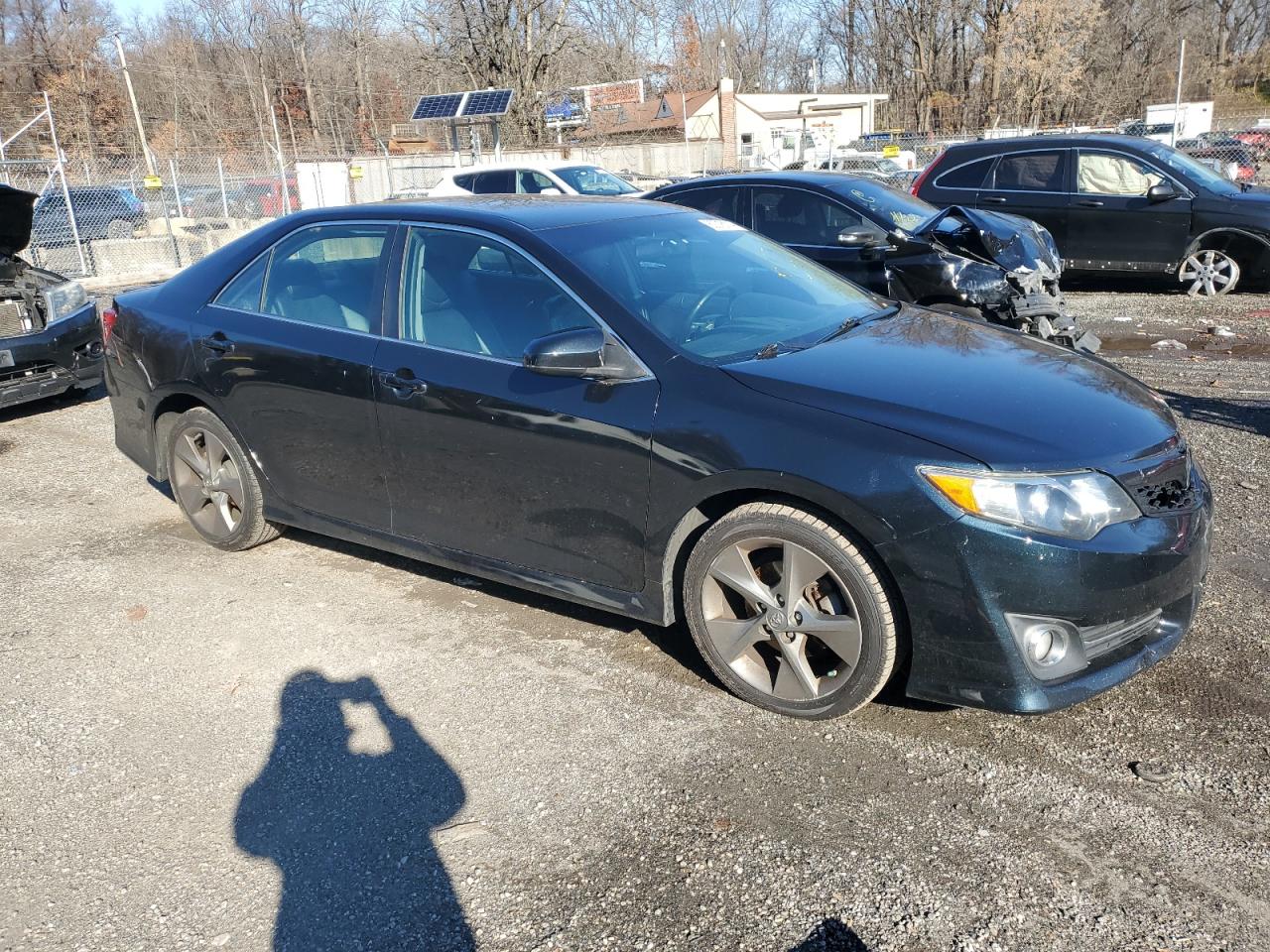 2012 Toyota Camry - Image 4