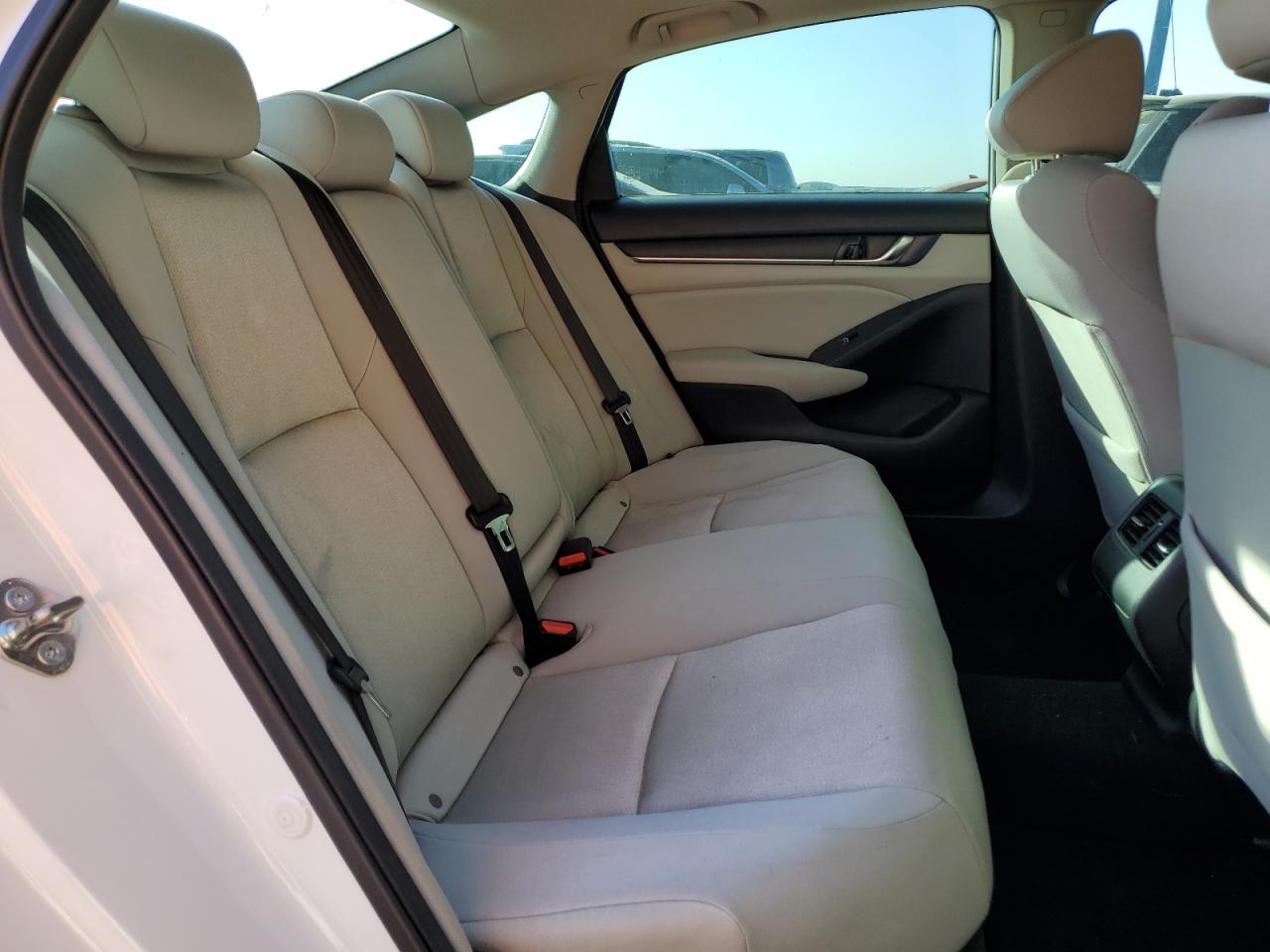 2018 Honda Accord - Image 10