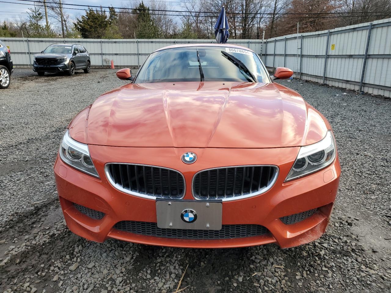 VIN WBALL5C59EE717416 2014 BMW Z4 no.5