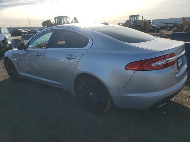 Седани JAGUAR XF 2012 Сріблястий