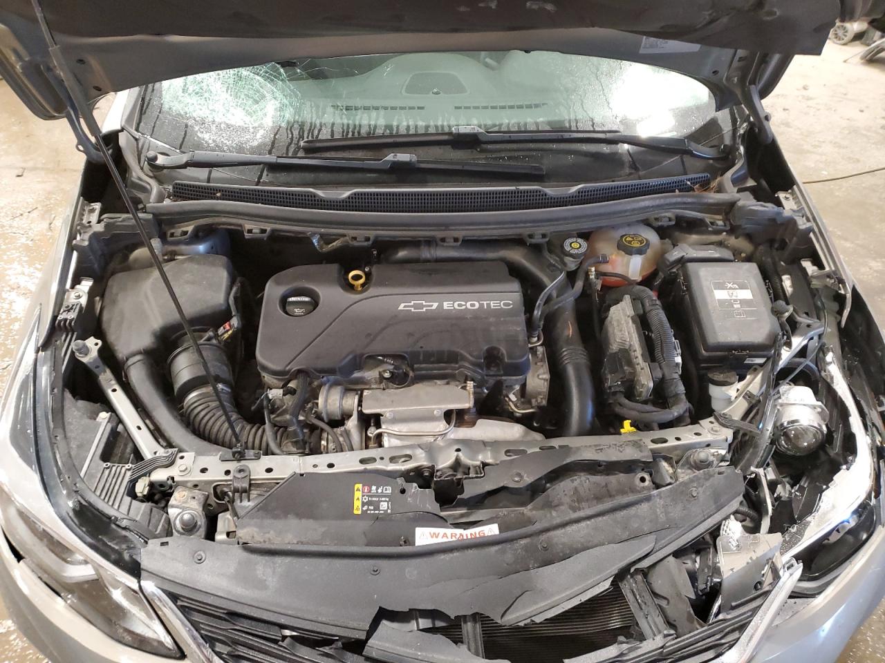 2018 Chevrolet Cruze - Image 11