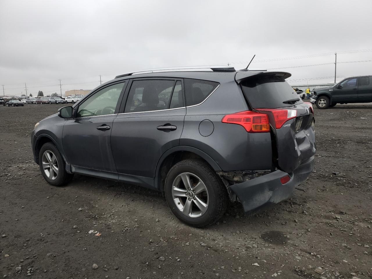 2015 Toyota RAV 4 - Image 2