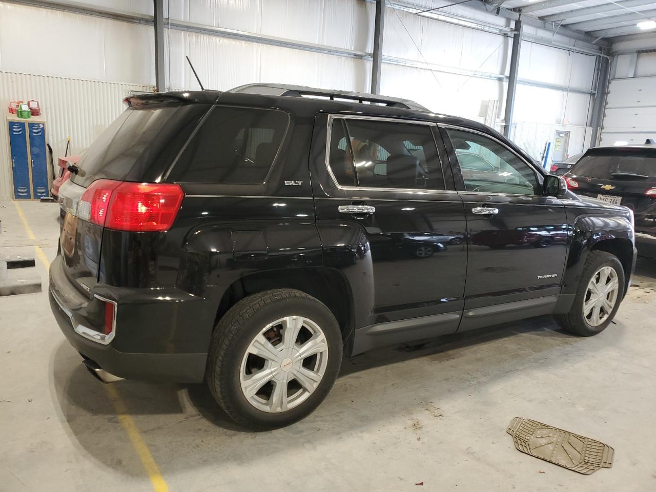 2017 GMC Terrain - Image 3