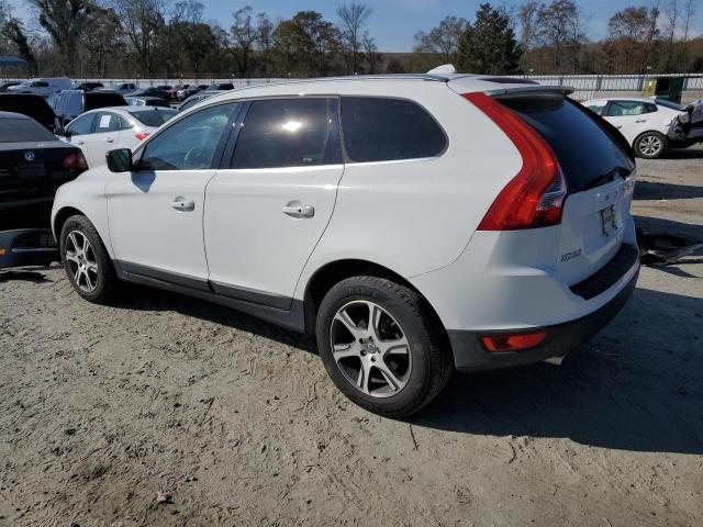  VOLVO XC60 2013 Белы