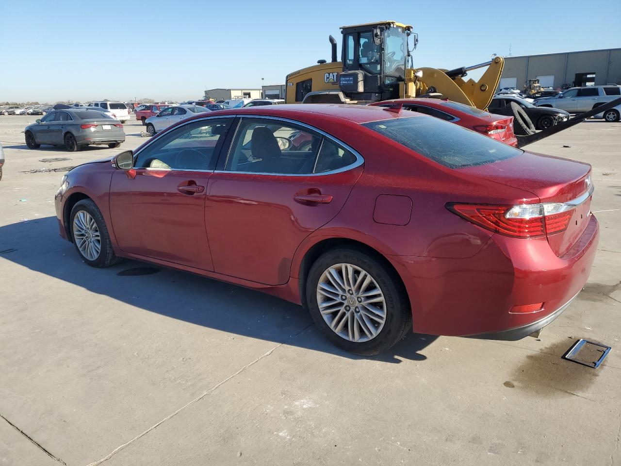 2014 Lexus ES - Image 2