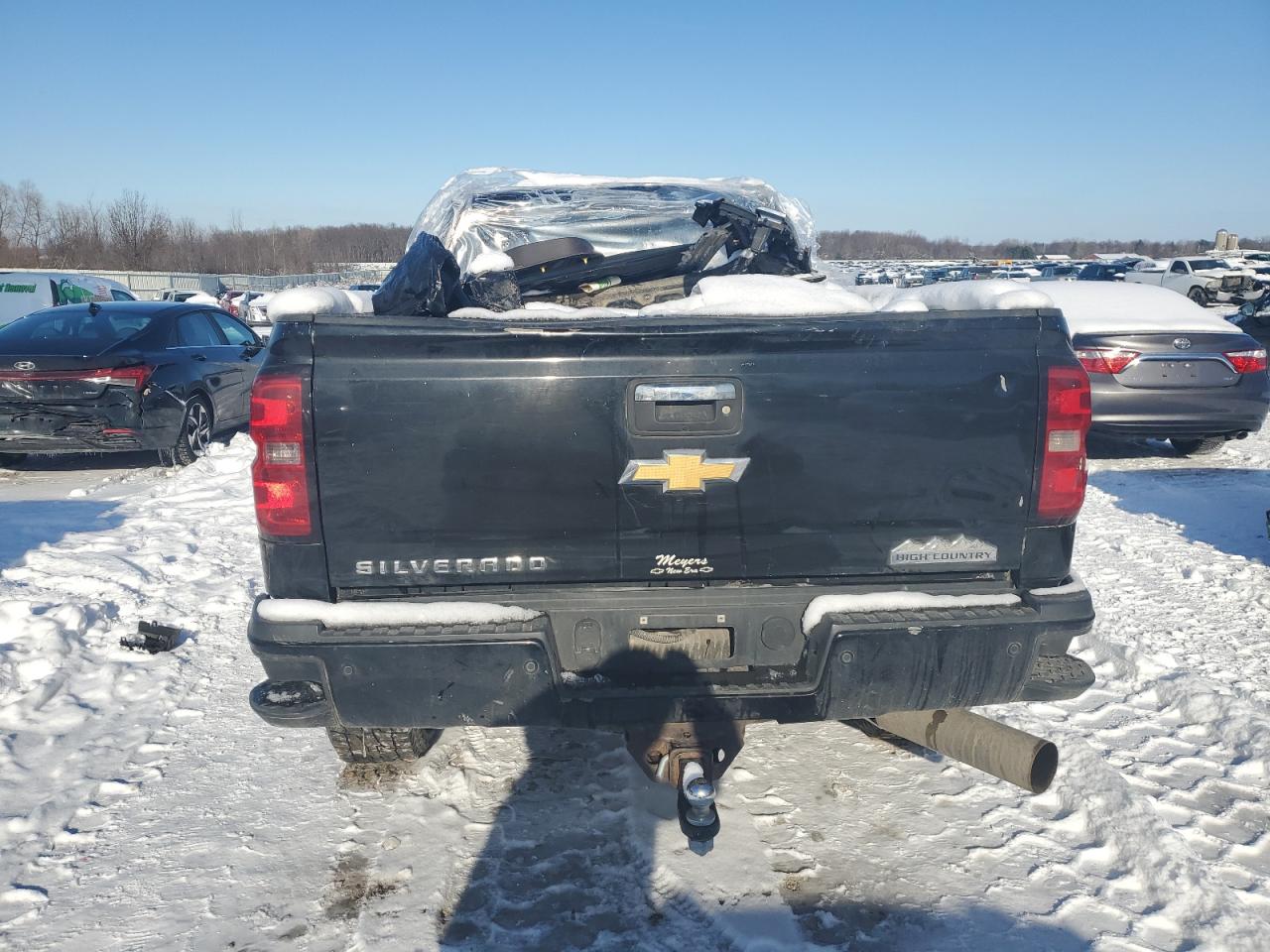 2015 Chevrolet Silverado - Image 6