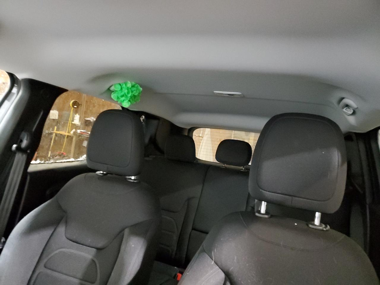 2021 Jeep Renegade - Image 10