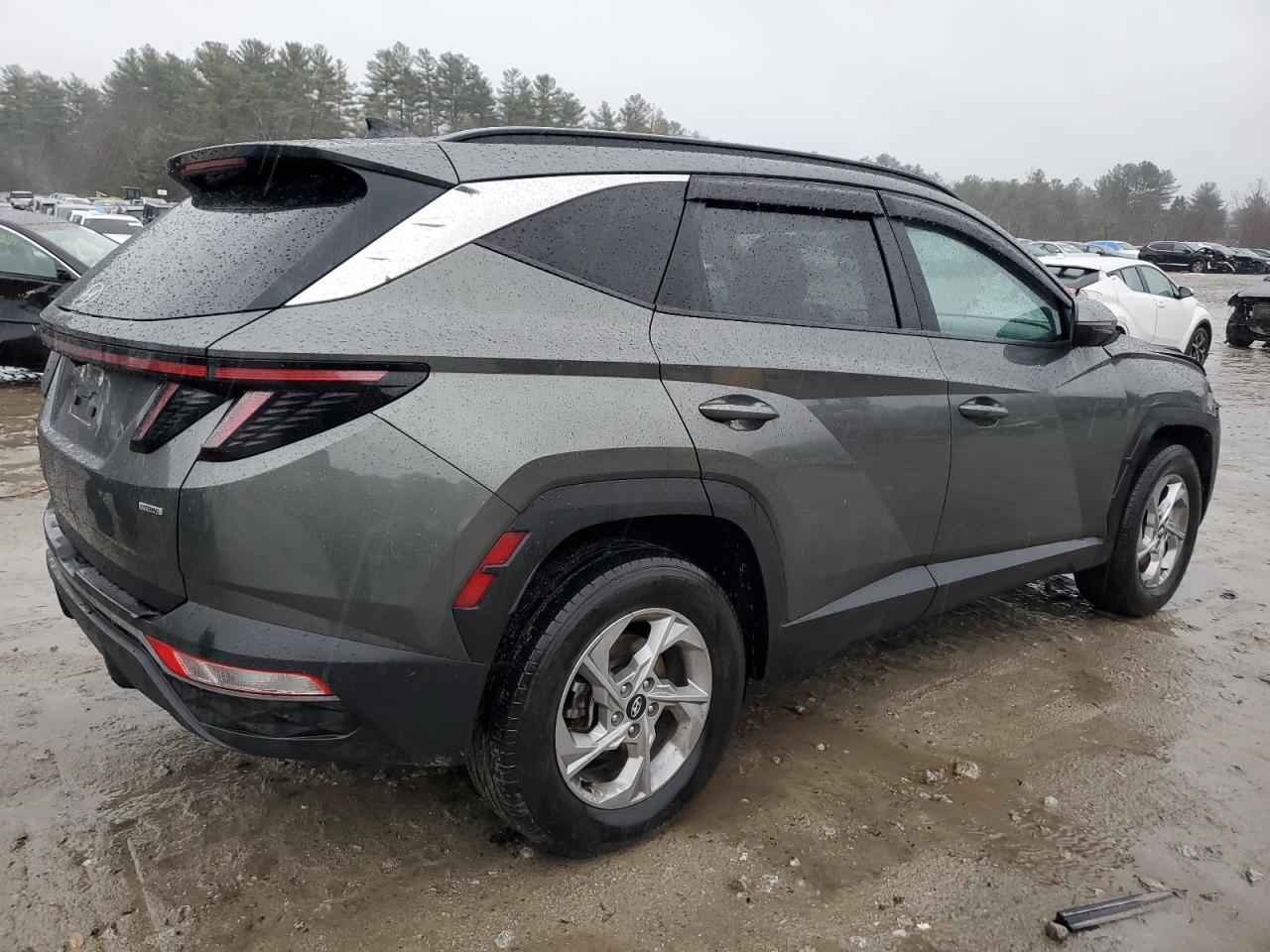 2022 Hyundai Tucson - Image 3