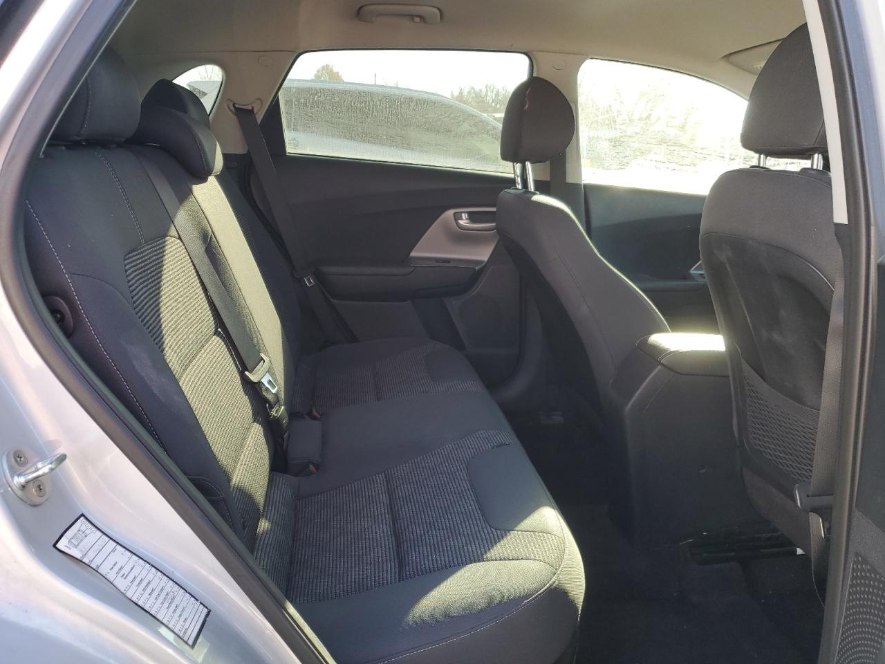 2020 Kia Niro - Image 10