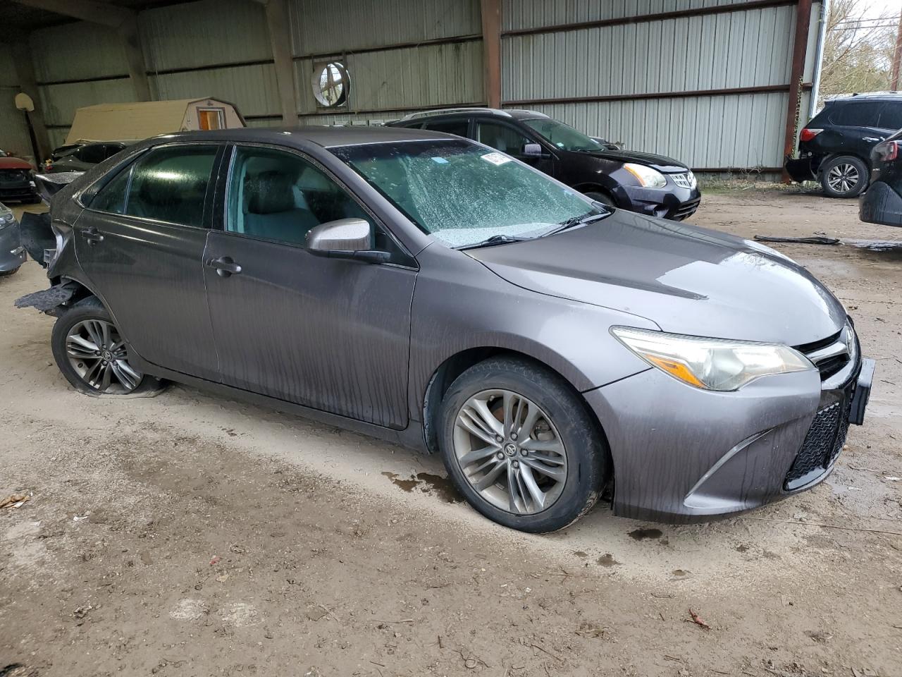 VIN 4T1BF1FK9GU236294 2016 TOYOTA CAMRY no.4