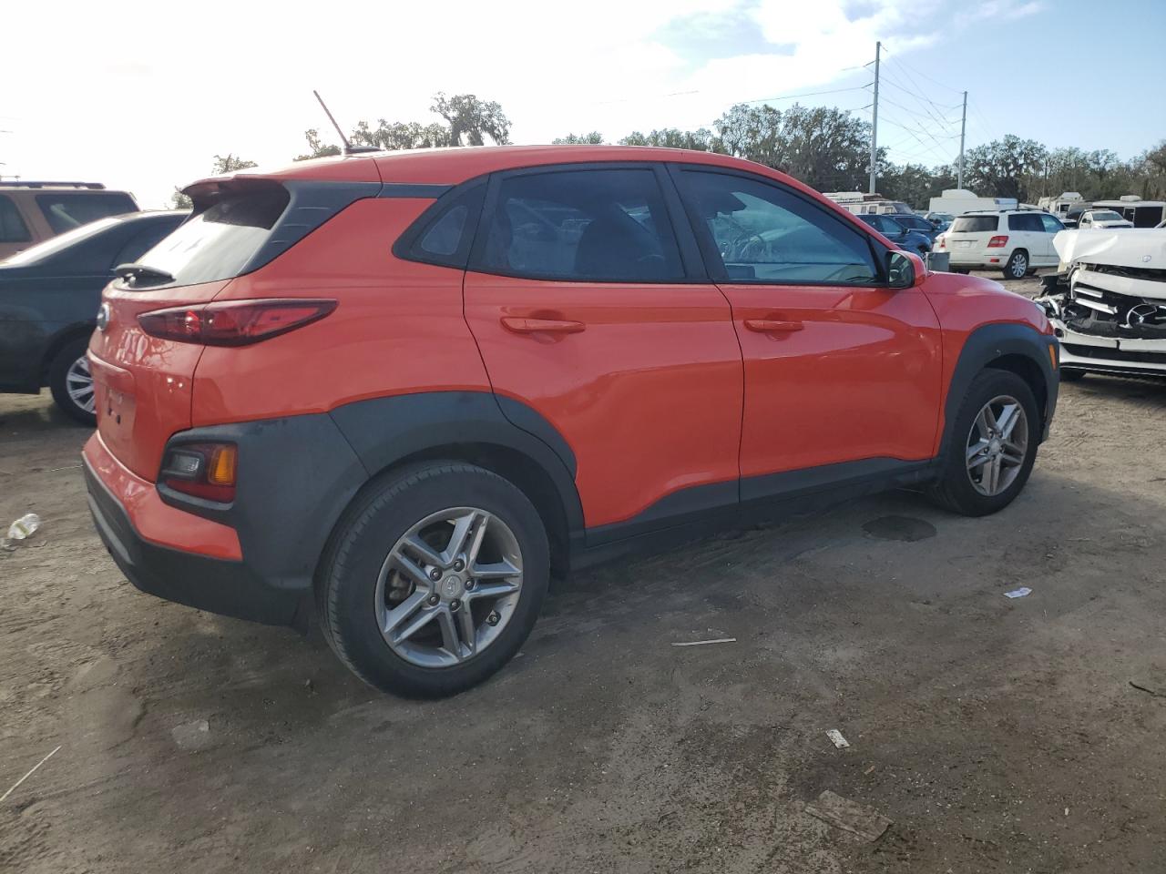 VIN KM8K12AA1KU390378 2019 HYUNDAI KONA no.3