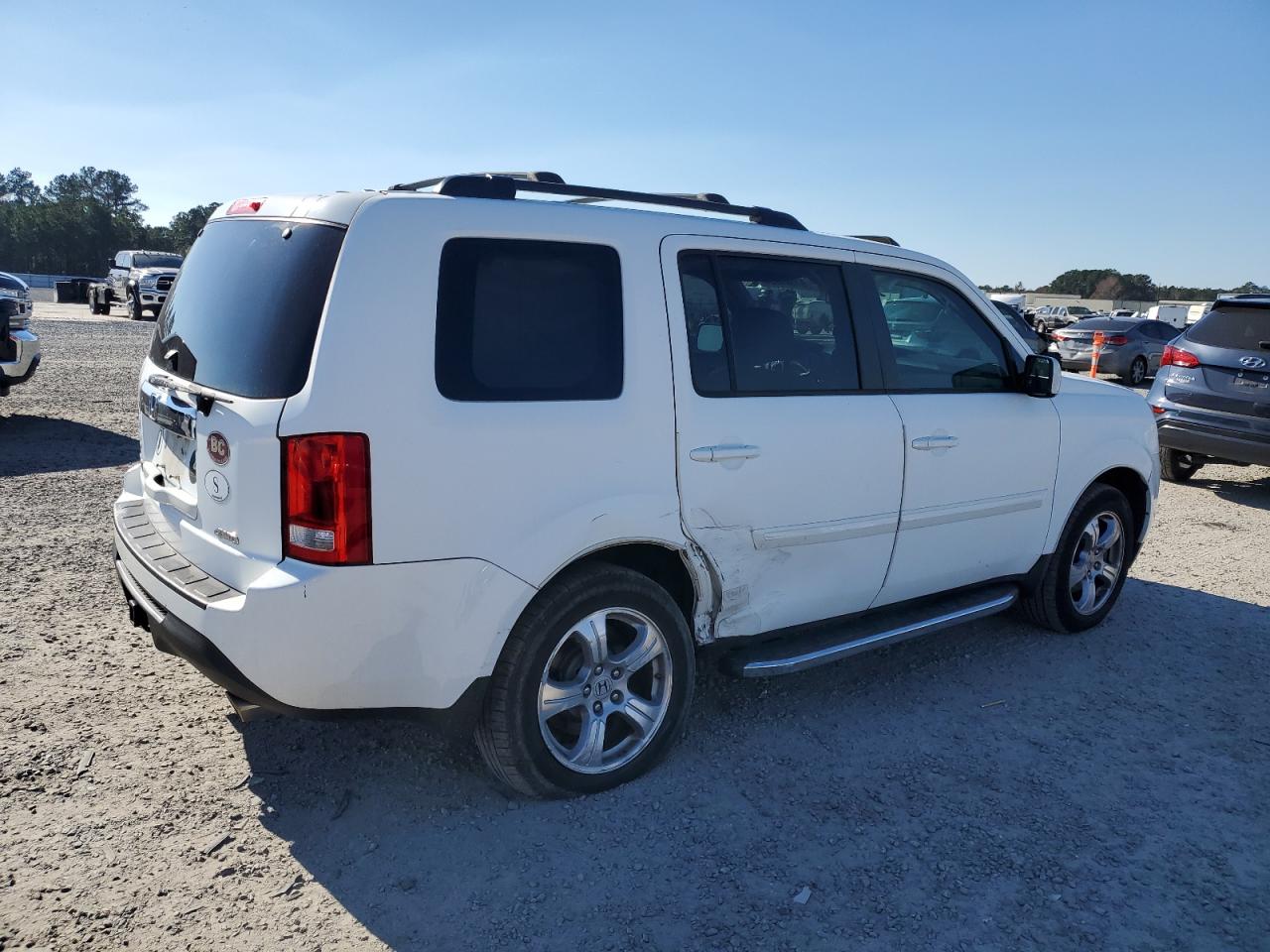 2014 Honda Pilot - Image 3
