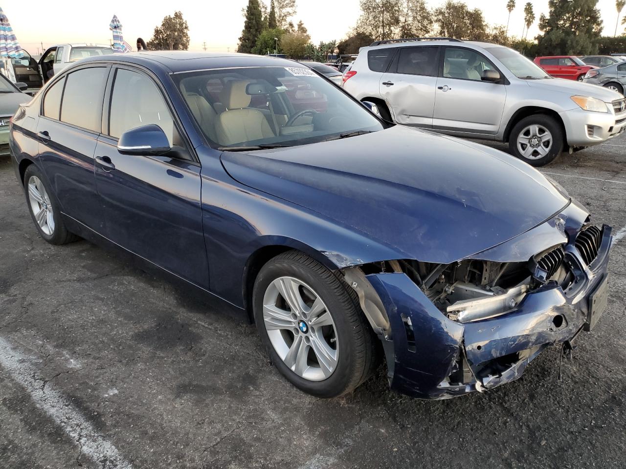 VIN WBA8E9G54GNT86944 2016 BMW 3 SERIES no.4