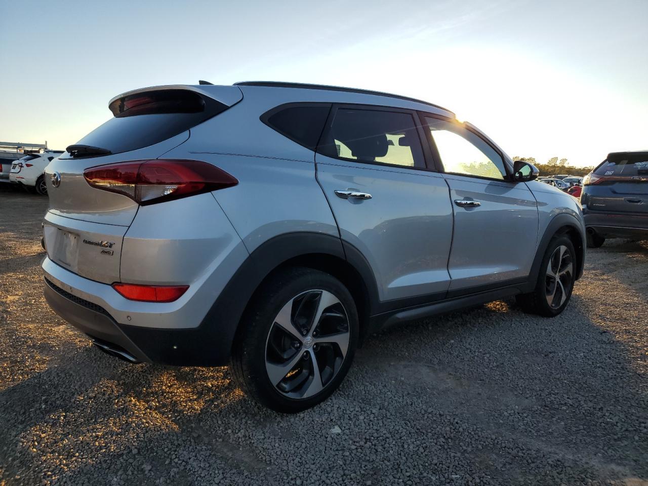 VIN KM8J3CA23GU192218 2016 HYUNDAI TUCSON no.3