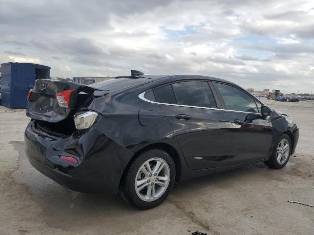  CHEVROLET CRUZE 2018 Czarny