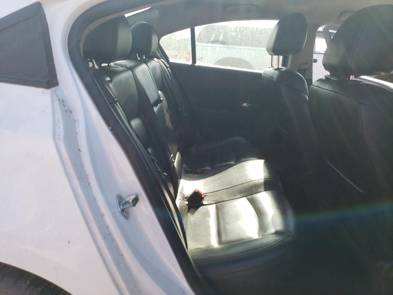 2013 Chevrolet Cruze - Image 10