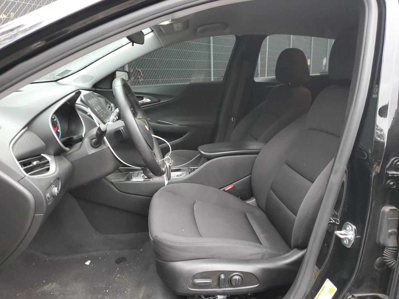 2023 Chevrolet Malibu - Image 7