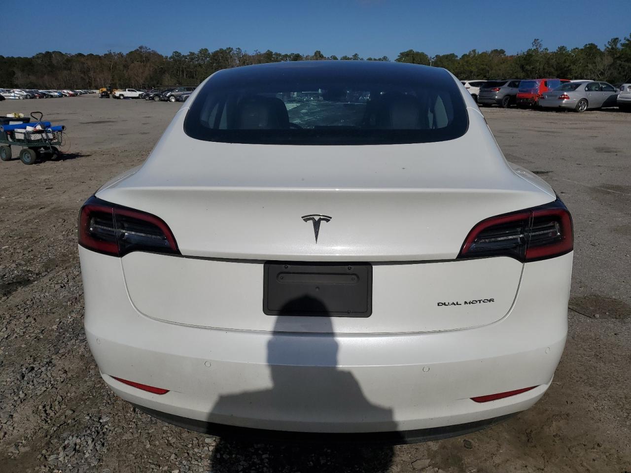 2022 Tesla Model 3 VIN: 5YJ3E1EBXNF240860 Lot: 84466414