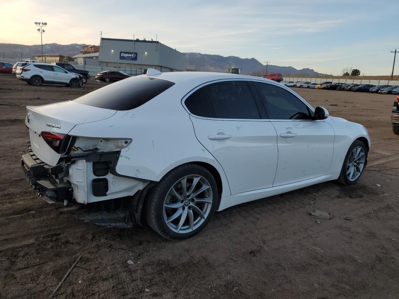 2017 Alfa Romeo Giulia - Image 3