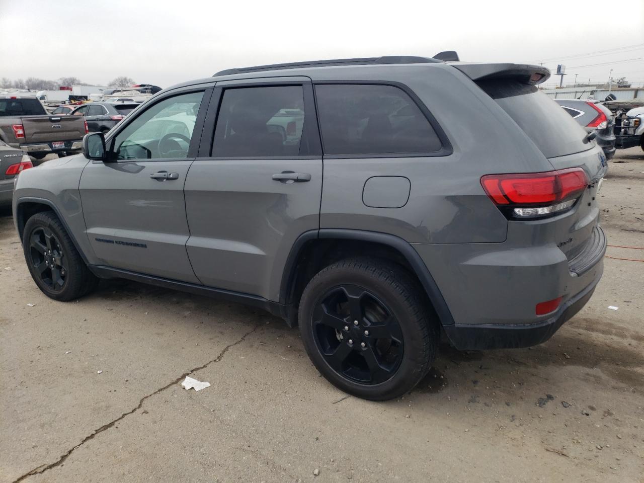 2019 Jeep Grand Cherokee - Image 2