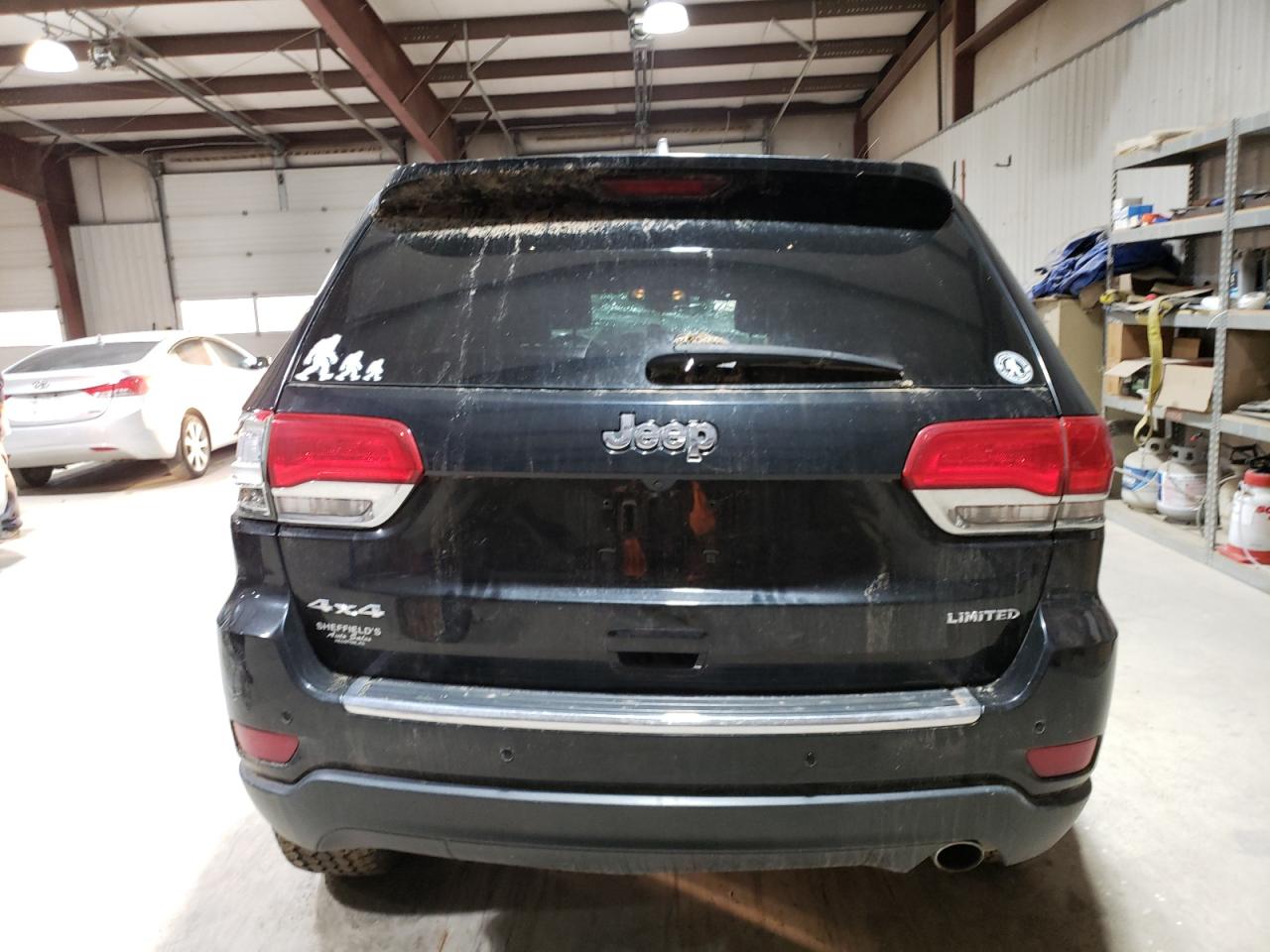 2017 Jeep Grand Cherokee - Image 6