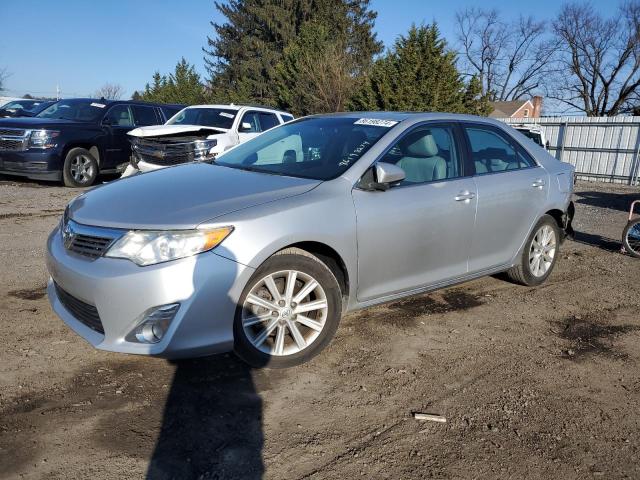  TOYOTA CAMRY 2012 Srebrny