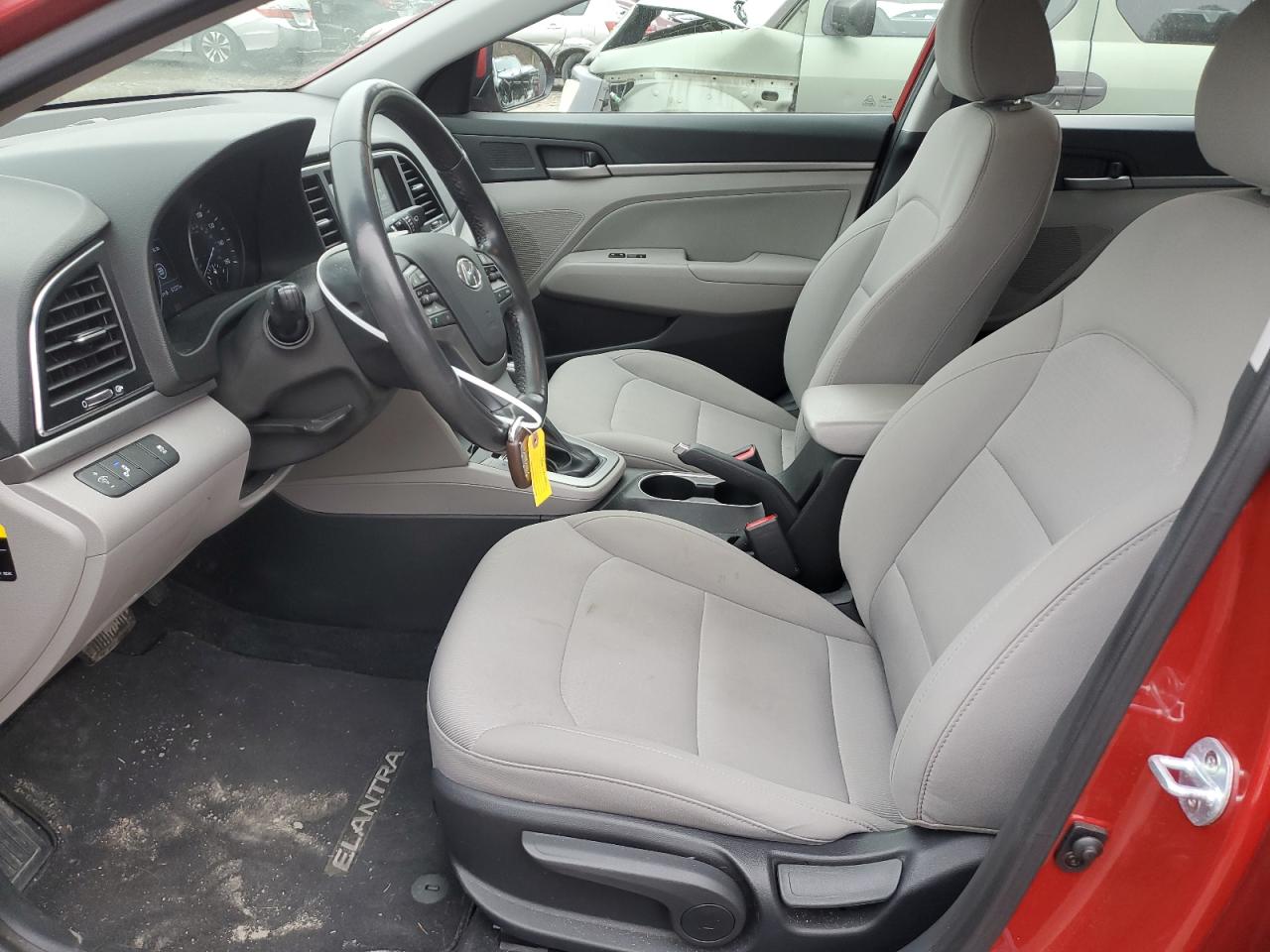 2018 Hyundai Elantra - Image 7