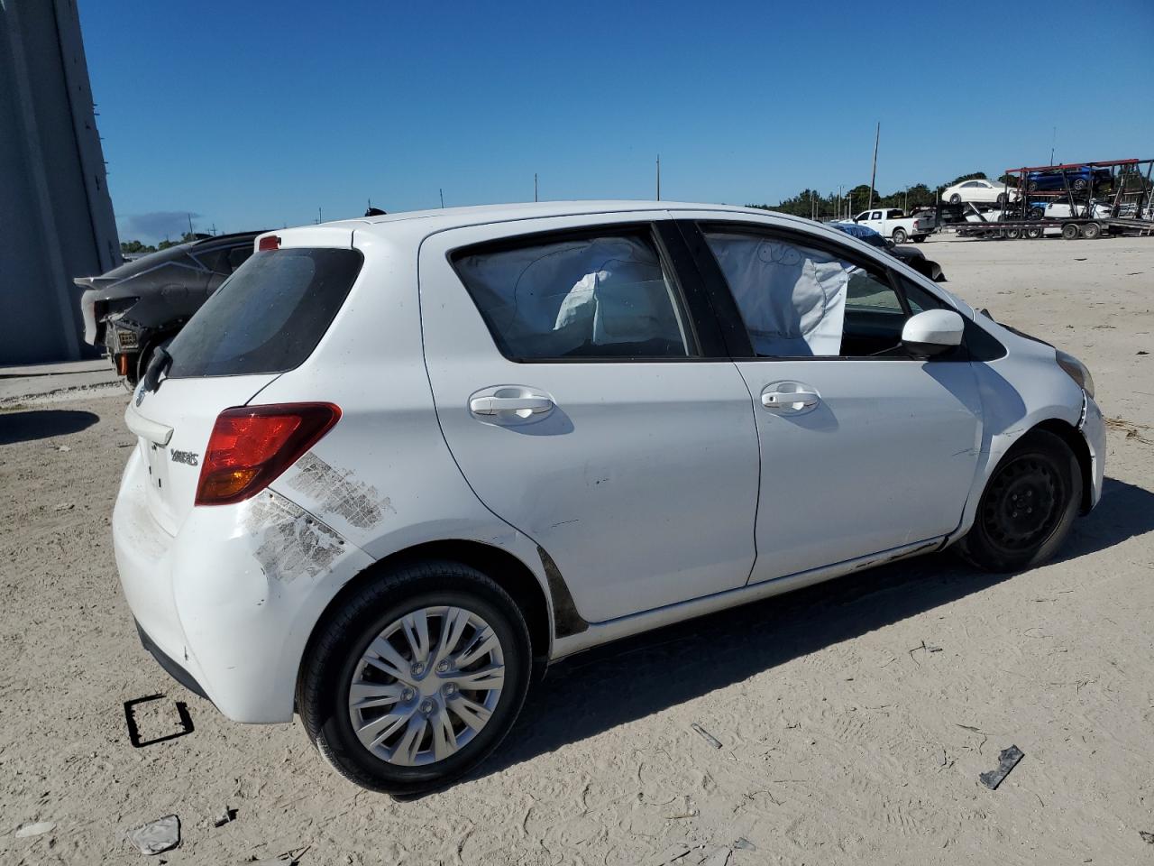 VIN VNKKTUD38HA075392 2017 TOYOTA YARIS no.3