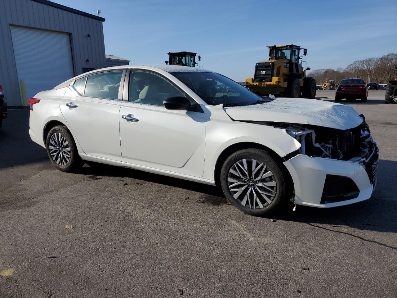 2024 Nissan Altima - Image 4