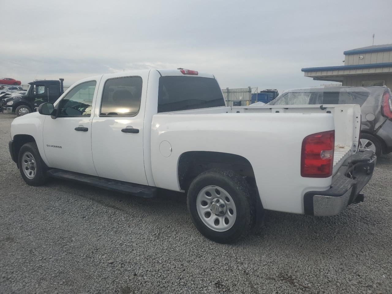 2011 Chevrolet Silverado - Image 2