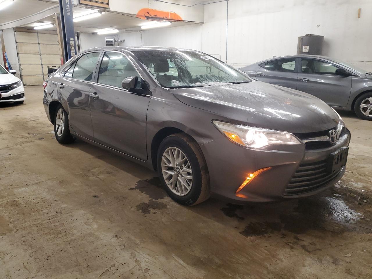 2017 Toyota Camry - Image 4