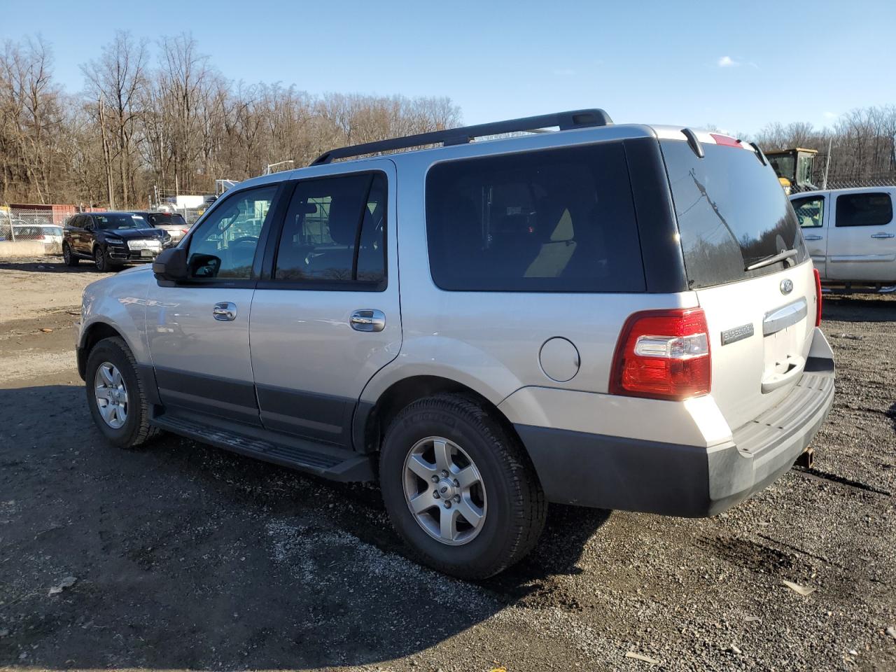 2014 Ford Expedition - Image 2