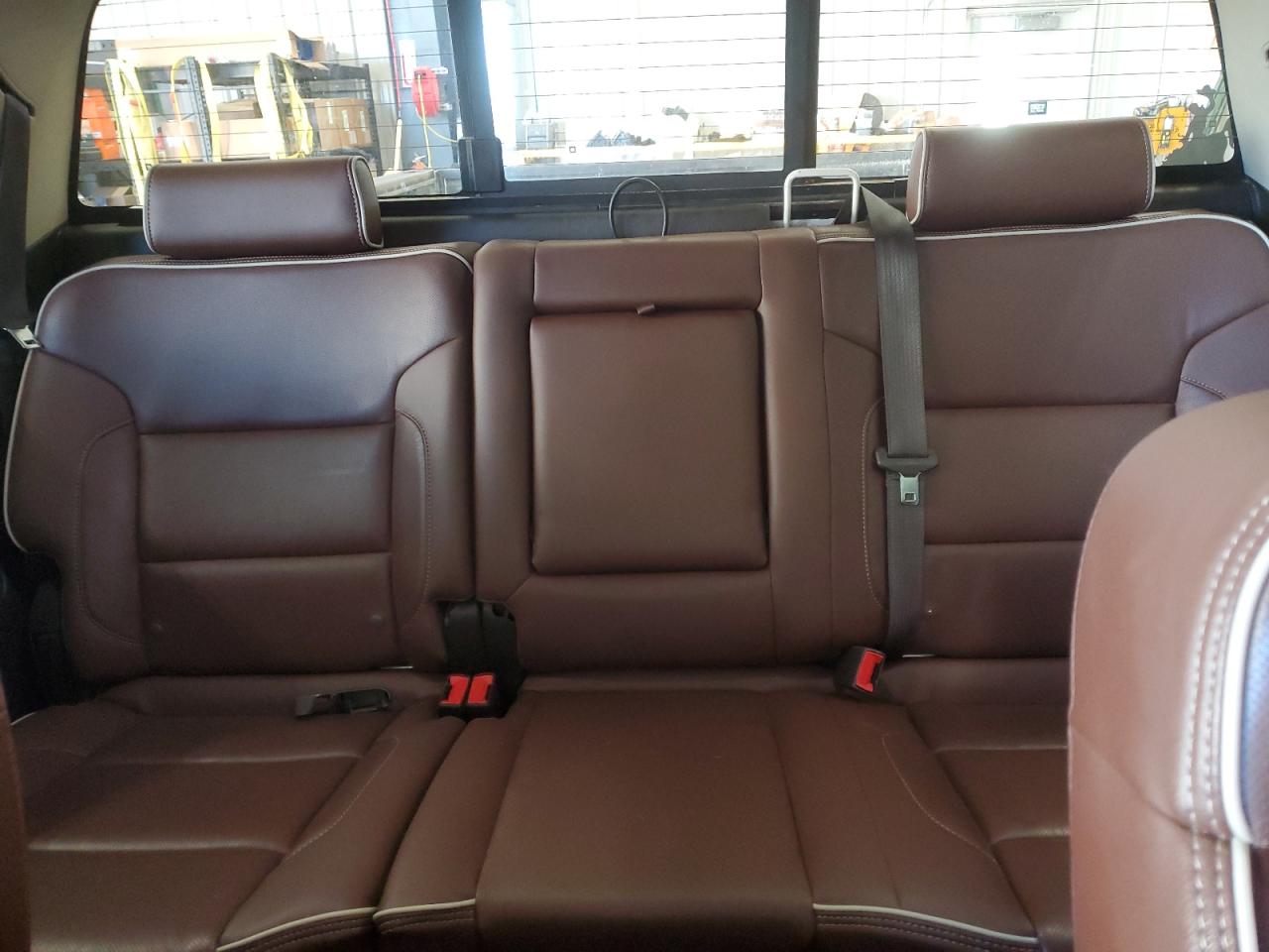 2015 Chevrolet Silverado - Image 10