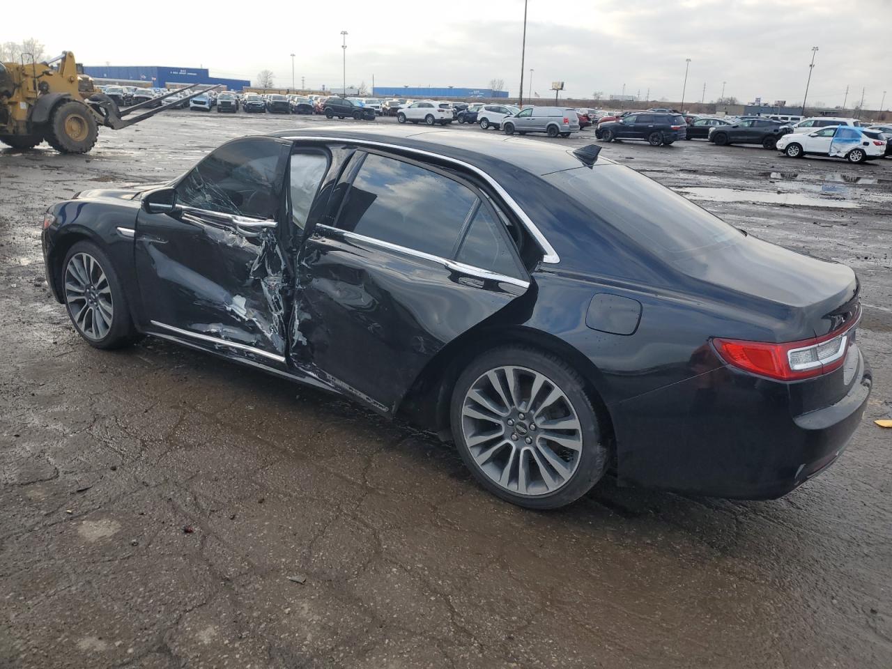2019 Lincoln Continental - Image 2