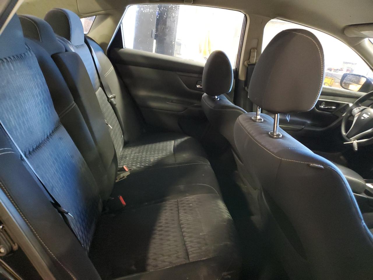 2018 Nissan Altima - Image 10