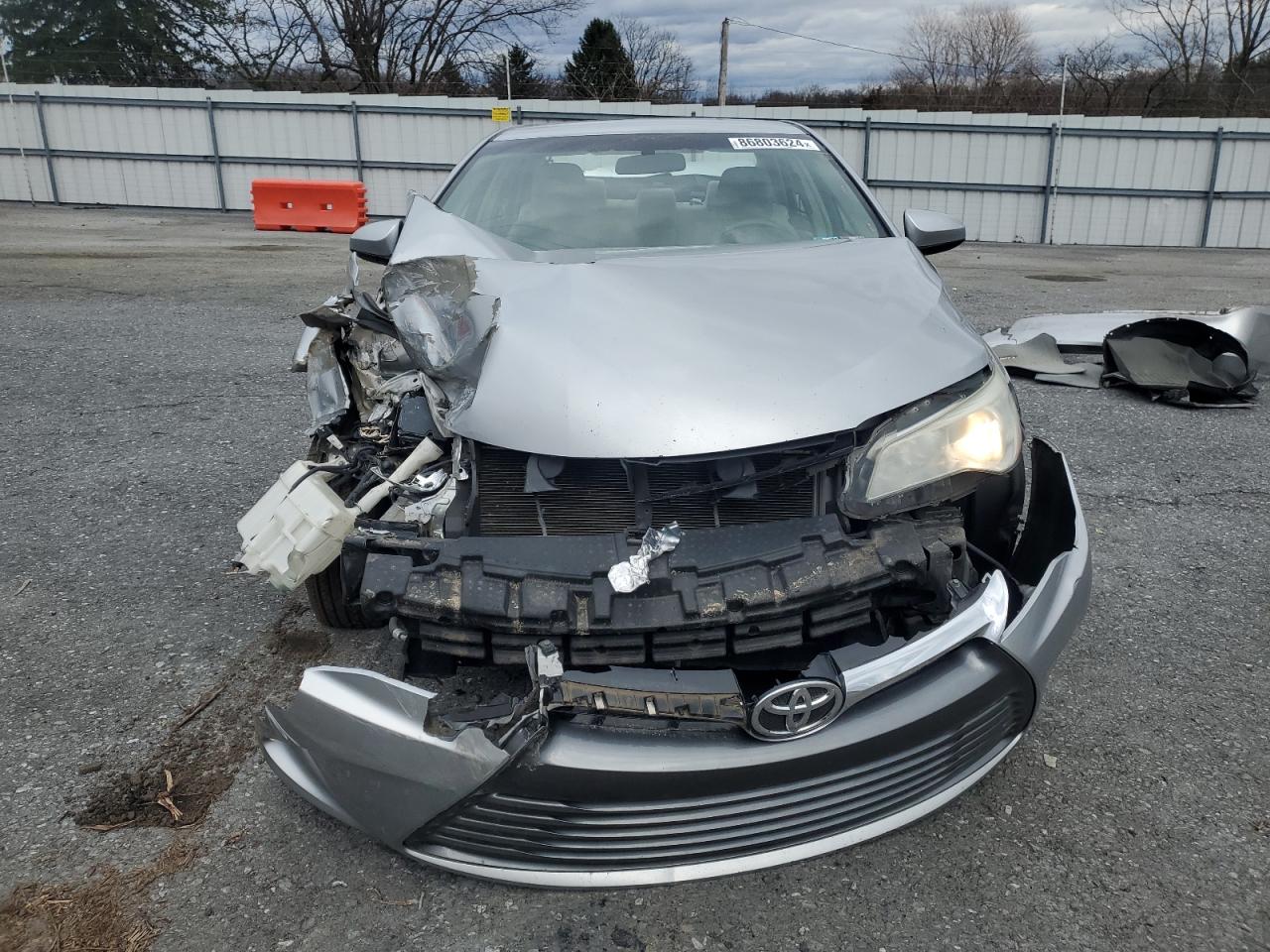 2015 Toyota Camry - Image 5