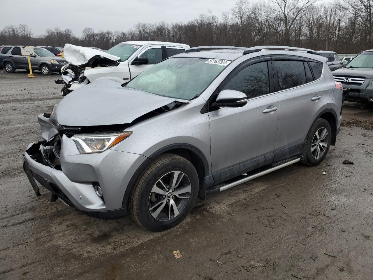 VIN JTMWFREV4JJ163067 2018 TOYOTA RAV4 no.1