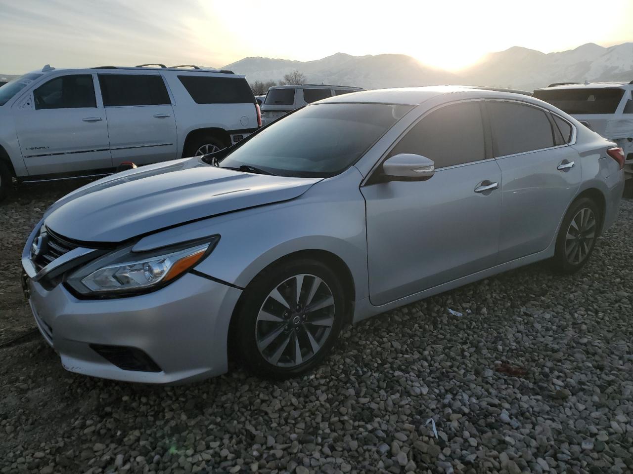 VIN 1N4AL3AP4HC189020 2017 NISSAN ALTIMA no.1