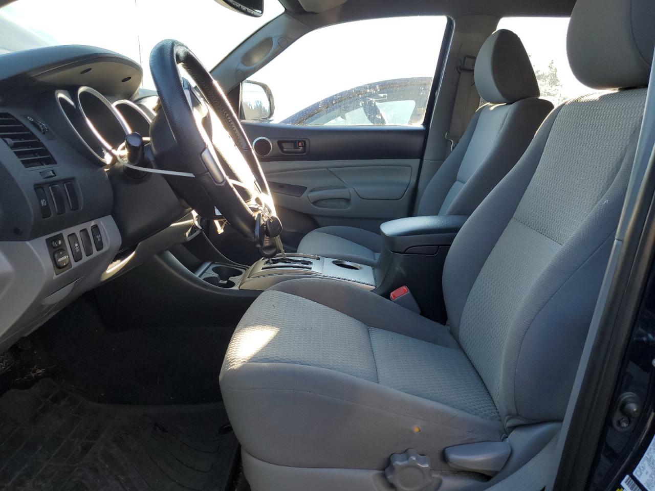 2012 Toyota Tacoma - Image 7