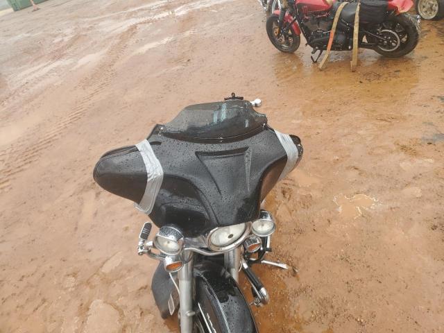 2011 HARLEY-DAVIDSON FLHRC 