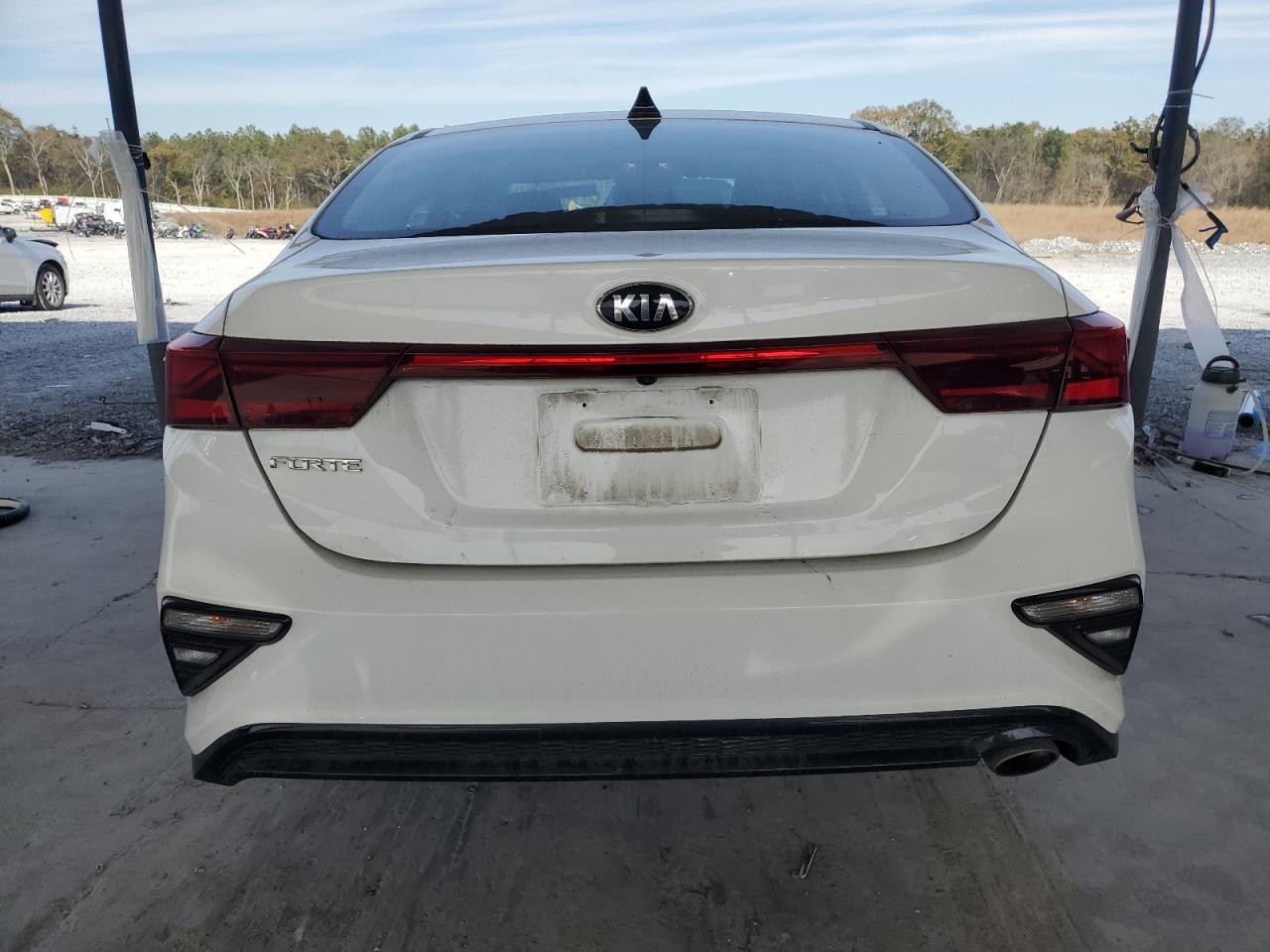 2020 Kia Forte - Image 6
