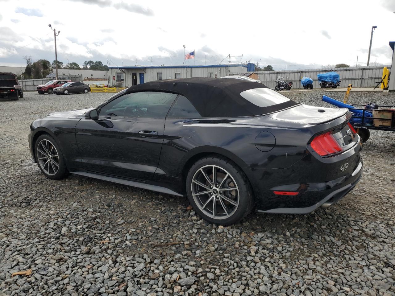 2019 Ford Mustang - Image 2